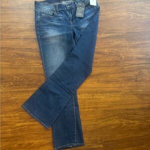 Lucky Brand dark blue “sweet and straight” jeans 6/28 NWT